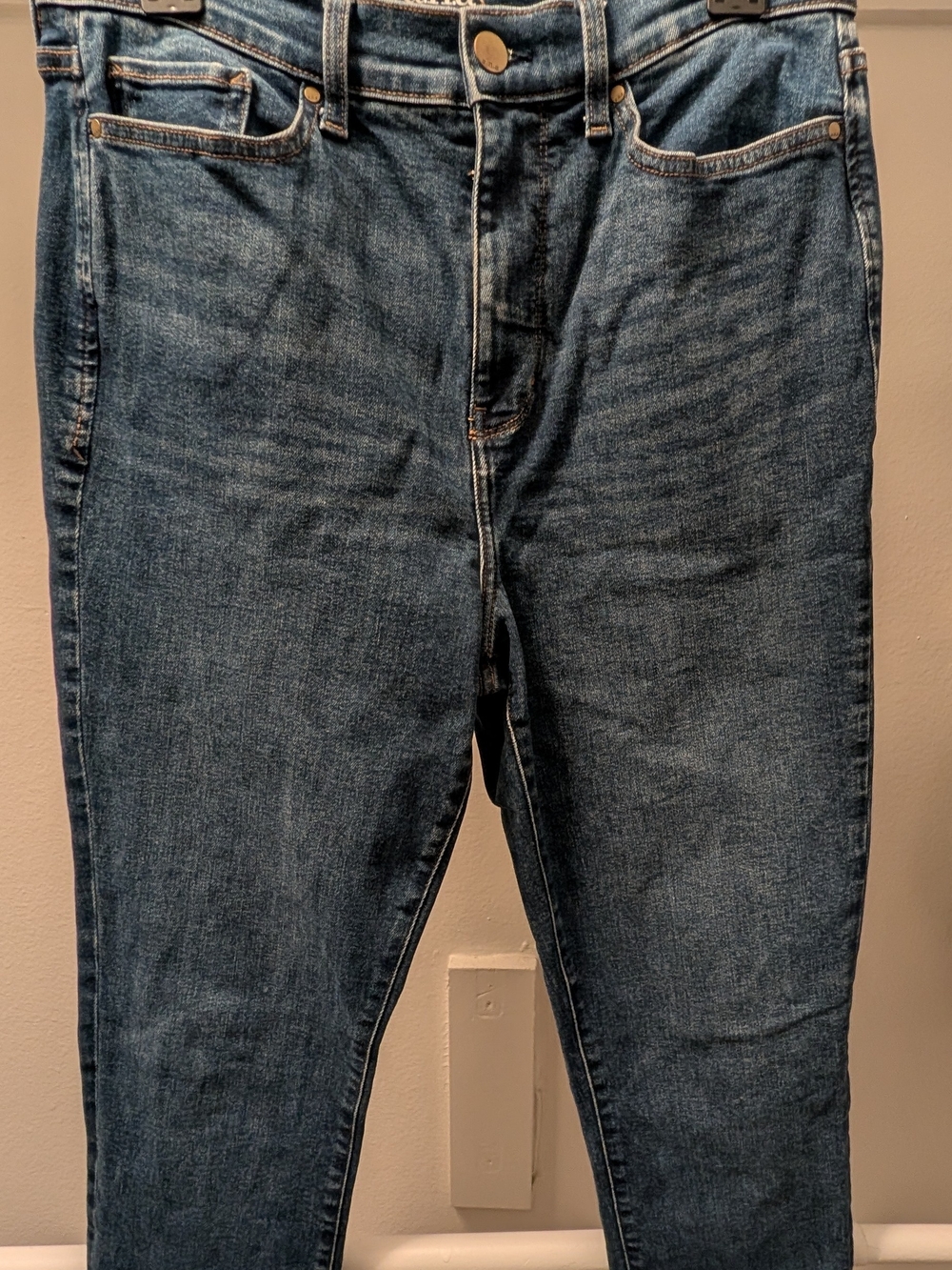 a.n.a Women's Jeans in Blue Wash